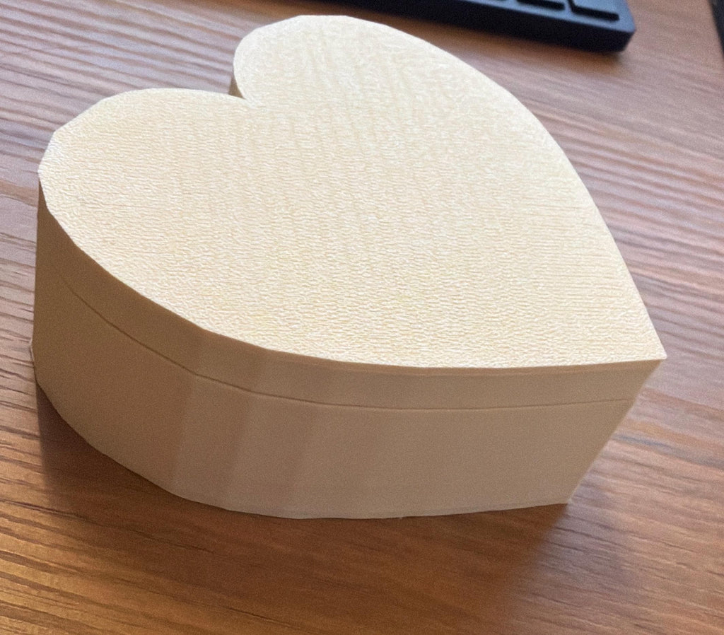 Heart Shaped Jewellery Box – Small Gift Box for Ring or Necklace – 3D Printed Keepsake