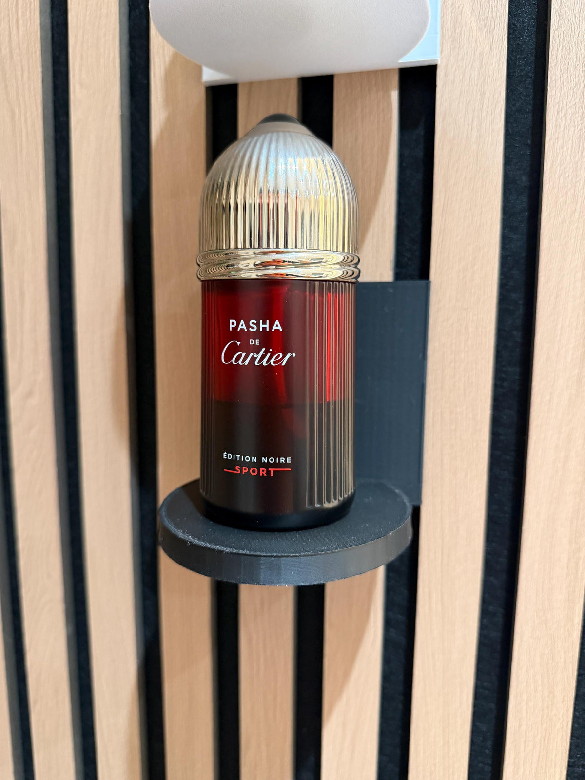 Round Perfume Shelf for Slat Walls